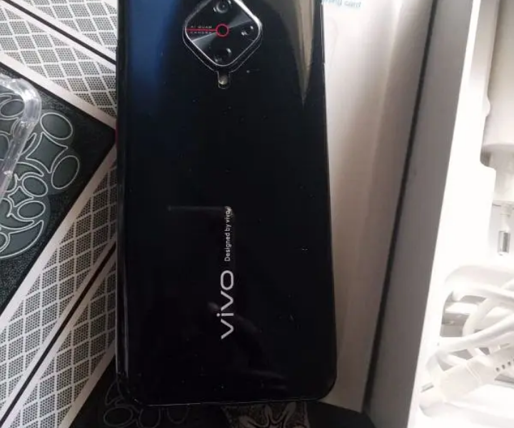 vivo s1 pro complete box 8+4 128 dual sim all okay