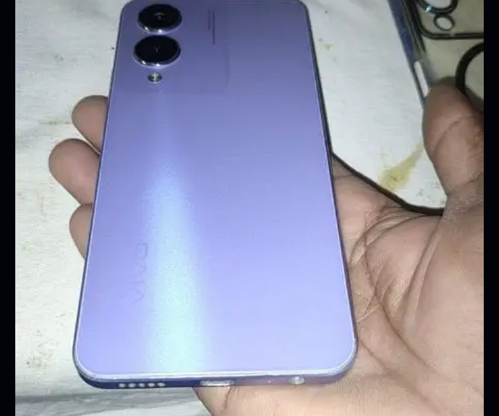 vivo y17s 10by10