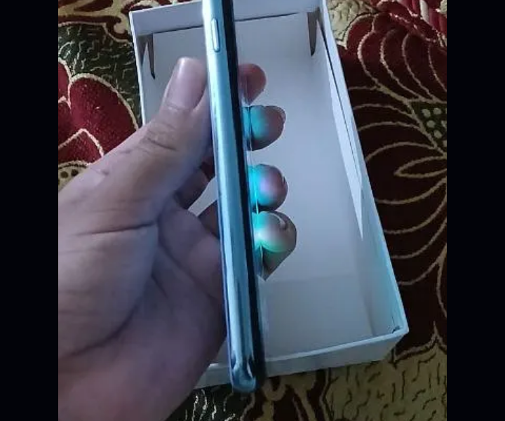 Vivo S1 Urgently selling MoB phone in cheap price