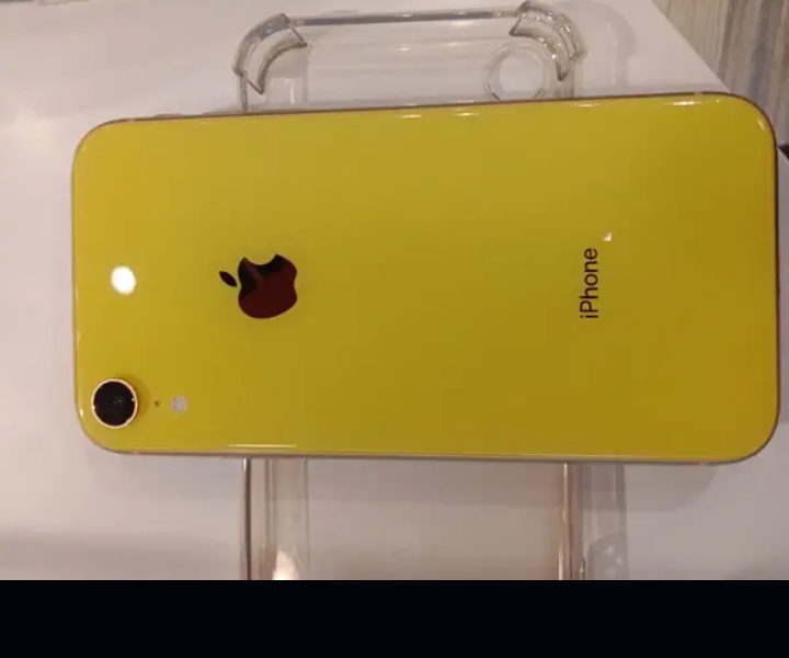 iPhone xs max pta approved my wattsapp 03474182854